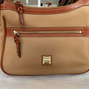 Dooney and Bourke crossbody Piper pebble leather